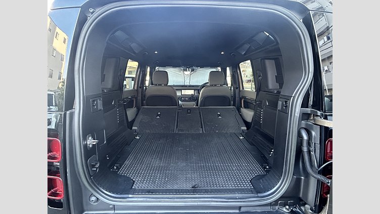 2023 認定中古車 Land Rover Defender 110 Gondwana Stone 3.0Lディーゼル S