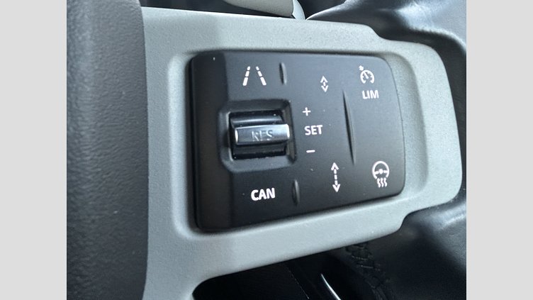 2023 認定中古車 Land Rover Defender 110 Gondwana Stone 3.0Lディーゼル S