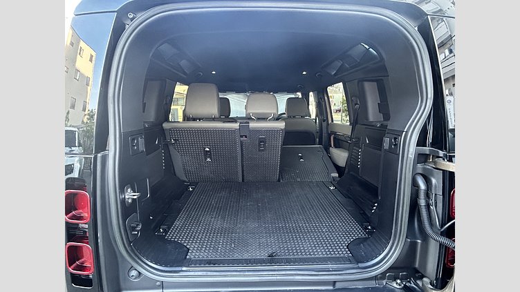 2023 認定中古車 Land Rover Defender 110 Gondwana Stone 3.0Lディーゼル S