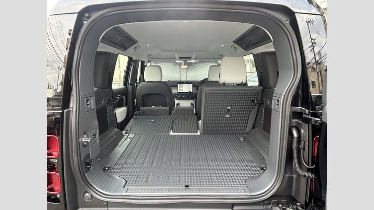 2023 認定中古車 Land Rover Defender 110 Santorini Black 2.0L（P300） X-DynamicSE