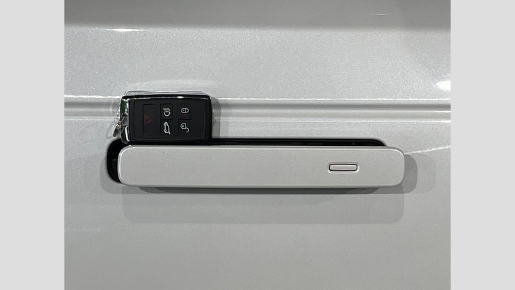 2024 認定中古車 Land Rover Range Rover Velar Ostuni Pearl White 4WD Dynamic SE