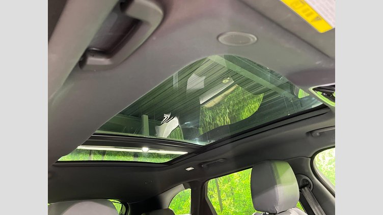 2024 認定中古車 Land Rover Range Rover Velar Ostuni Pearl White 4WD Dynamic SE