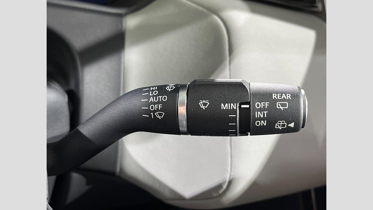 2024 認定中古車 Land Rover Range Rover Velar Ostuni Pearl White 4WD Dynamic SE