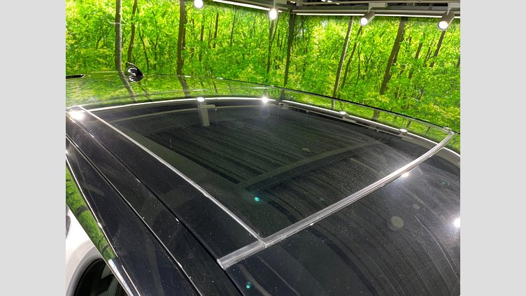 2024 認定中古車 Land Rover Range Rover Velar Ostuni Pearl White 4WD Dynamic SE