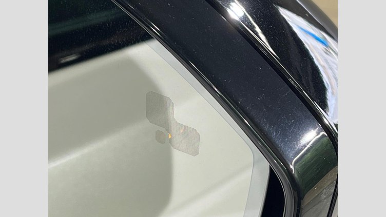 2024 認定中古車 Land Rover Range Rover Velar Ostuni Pearl White 4WD Dynamic SE