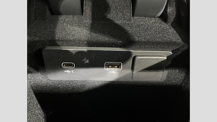 2024 認定中古車 Land Rover Range Rover Velar Ostuni Pearl White 4WD Dynamic SE