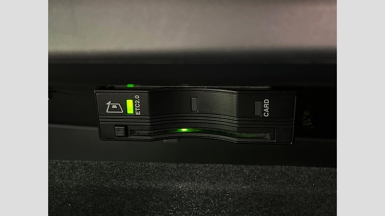 2024 認定中古車 Land Rover Range Rover Velar Ostuni Pearl White 4WD Dynamic SE