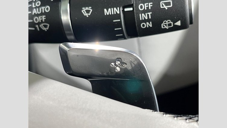 2024 認定中古車 Land Rover Range Rover Velar Ostuni Pearl White 4WD Dynamic SE