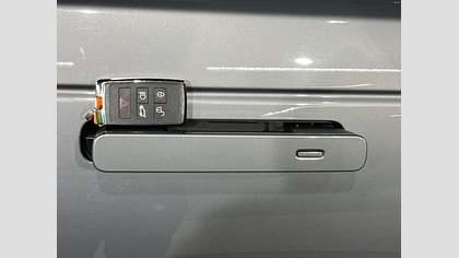 Range Rover Velar 38