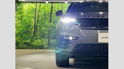 Range Rover Velar 11