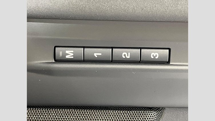 2024 認定中古車 Land Rover Range Rover Evoque アロイオスグレイ 4WD ダイナミックSE