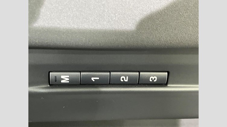 2024 認定中古車 Land Rover Range Rover Evoque Arroios Grey 4WD S