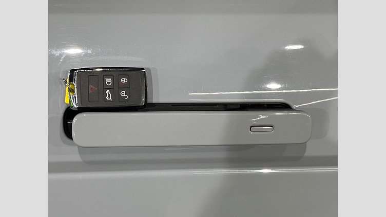 2024 認定中古車 Land Rover Range Rover Evoque Arroios Grey 4WD S