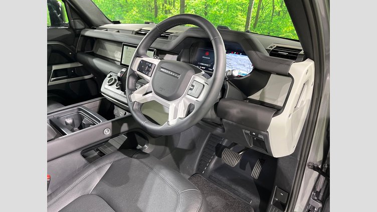2024 認定中古車 Land Rover Defender 110 Eiger Grey 4WD SE