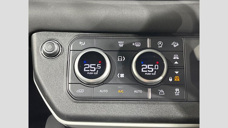 2024 認定中古車 Land Rover Defender 110 Eiger Grey 4WD SE