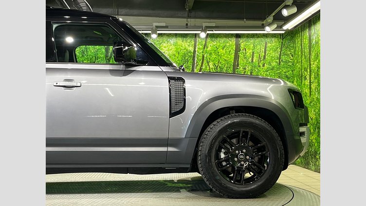 2024 認定中古車 Land Rover Defender 110 Eiger Grey 4WD SE