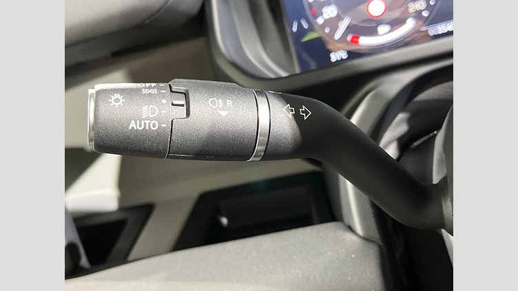 2024 認定中古車 Land Rover Defender 110 Eiger Grey 4WD SE