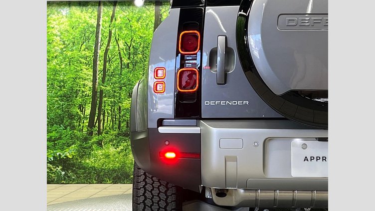 2024 認定中古車 Land Rover Defender 110 Eiger Grey 4WD SE