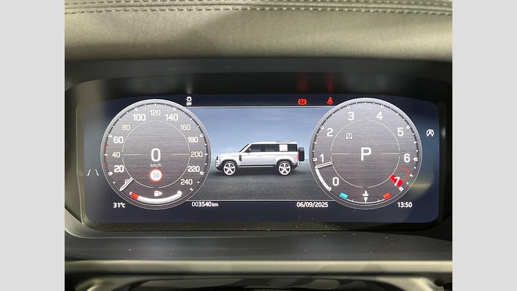 2024 認定中古車 Land Rover Defender 110 Eiger Grey 4WD SE