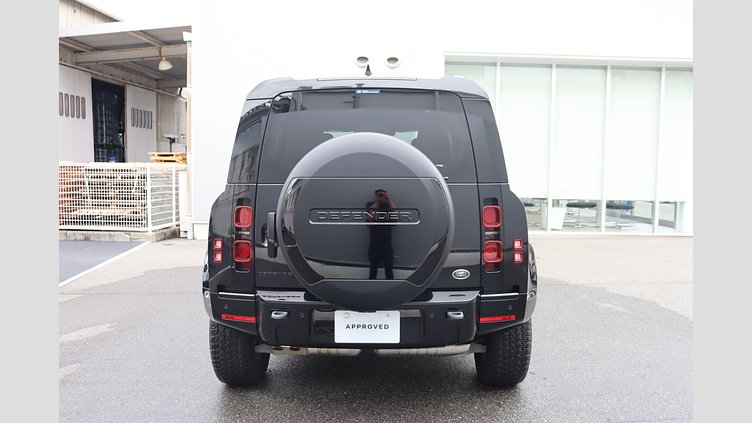 2023 認定中古車 Land Rover Defender 110 サントリーニブラック D300 AWD（AT） X-DYNAMIC SE