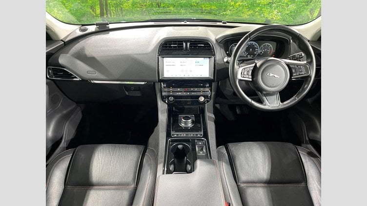 2018 認定中古車 Jaguar F-Pace British Racing Green 4WD Prestige