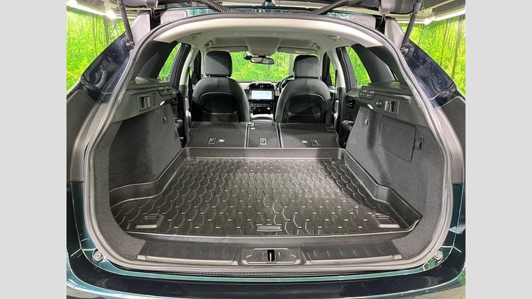 2018 認定中古車 Jaguar F-Pace British Racing Green 4WD Prestige