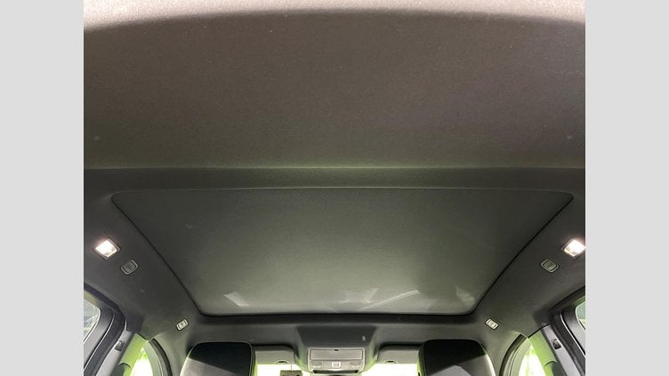 2019 認定中古車 Jaguar E-Pace Yulong White 4WD R-Dynamic SE