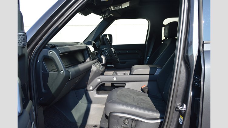 2024 認定中古車 Land Rover Defender 110 カルパチアングレイ P525 AWD (AT) V8 CARPATHIAN EDITION
