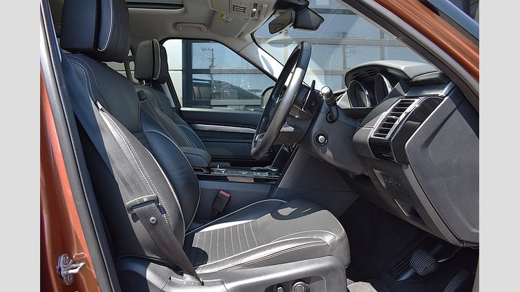 2017 認定中古車 Land Rover Discovery Namib Orange P340スタンダードホイールベース
 HSEラグジュアリーファーストエディション