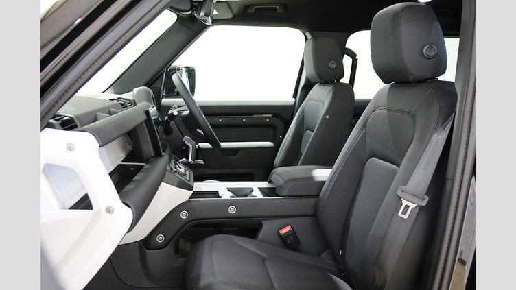 2025 認定中古車 Land Rover Defender 130 サントリーニブラック D350 AWD（AT） X-DYNAMIC SE D350