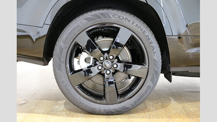 2025 認定中古車 Land Rover Defender 130 サントリーニブラック D350 AWD（AT） X-DYNAMIC SE D350