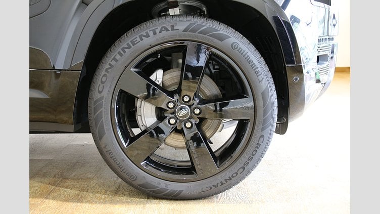 2025 認定中古車 Land Rover Defender 130 サントリーニブラック D350 AWD（AT） X-DYNAMIC SE D350