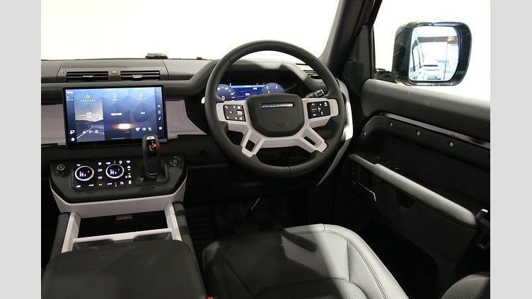 2025 認定中古車 Land Rover Defender 130 サントリーニブラック D350 AWD（AT） X-DYNAMIC SE D350