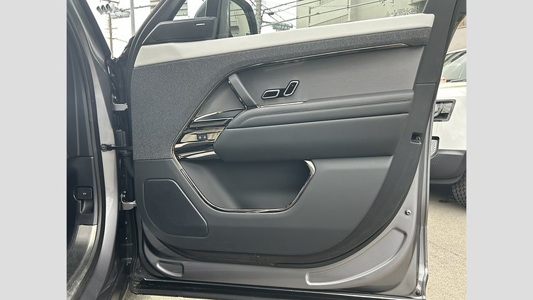 2023 認定中古車 Land Rover Range Rover Sport Eiger Grey 3.0Lディーゼル DynamicSE