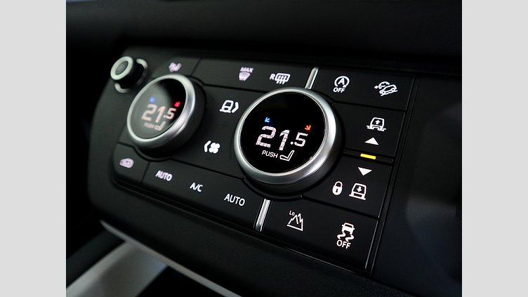 2025 Approved Land Rover Defender 110 Fuji White AWD D350 X-Dynamic HSE