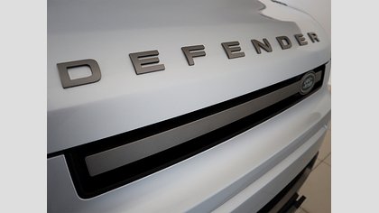 Defender 90 7