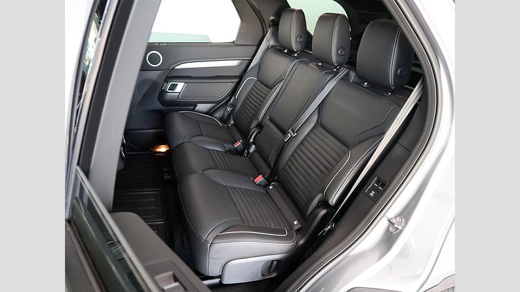 2025 Approved Land Rover Discovery Eiger Grey AWD D300 Dynamic HSE