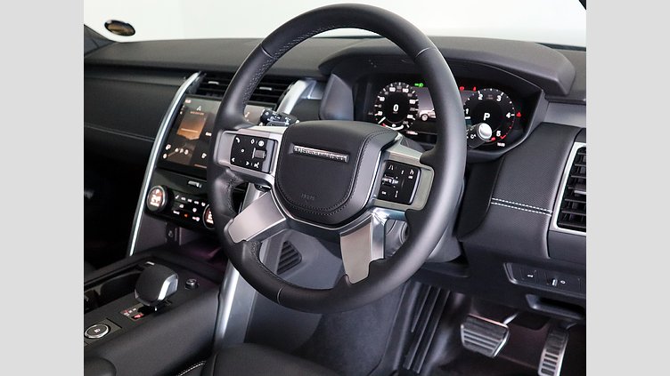 2025 Approved Land Rover Discovery Eiger Grey AWD D300 Dynamic HSE
