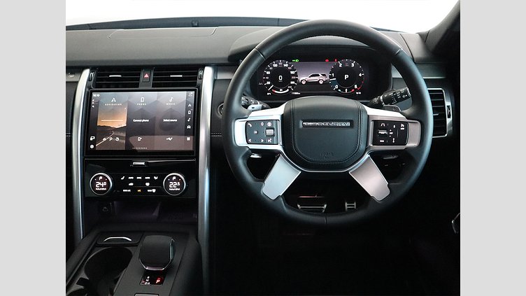 2025 Approved Land Rover Discovery Eiger Grey AWD D300 Dynamic HSE