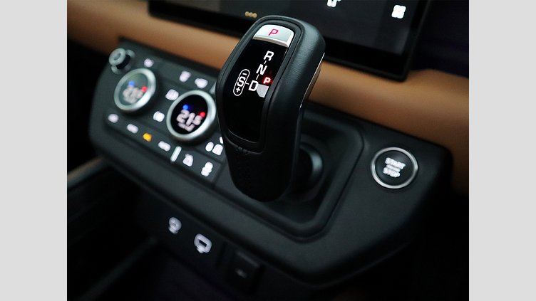 2024 Approved Land Rover Defender 90 Santorini Black AWD D300 X-Dynamic HSE