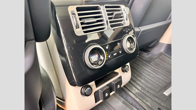 2019 Approved Land Rover Range Rover Byron Blue 4.4 V8 D, 339 CP Autobiography