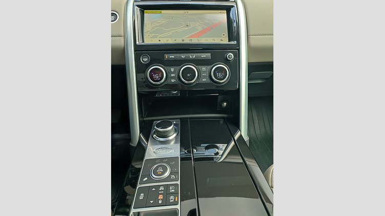 2017 JAZDENÉ VOZIDLÁ Land Rover Discovery Portofino Blue 4x4 3.0L TD6 HSE AWD A/T