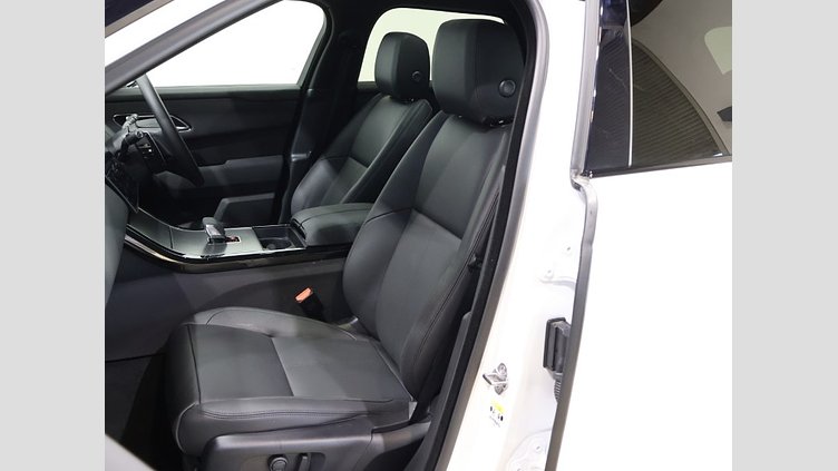2025 認定中古車 Land Rover Range Rover Velar Ostuni Pearl White AWD Dy-SE D200