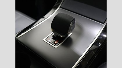 Range Rover Velar 10