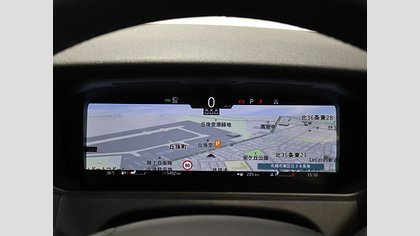Range Rover Velar 11