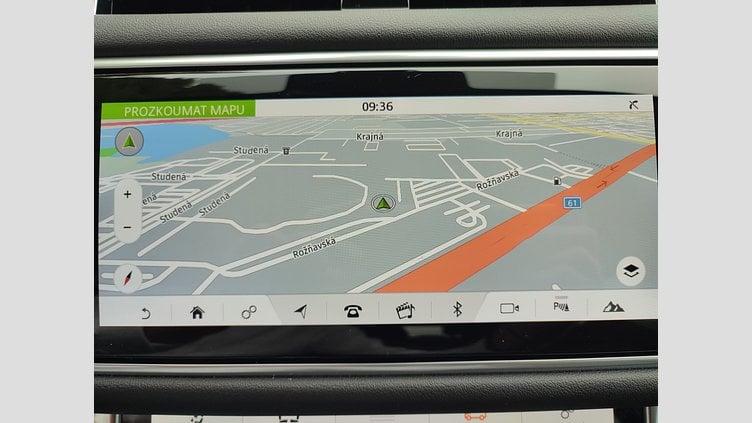 2020 JAZDENÉ VOZIDLÁ Land Rover Range Rover Sport Hakuba Silver 4x4 3.0D I6 MHEV HSE AWD A/T