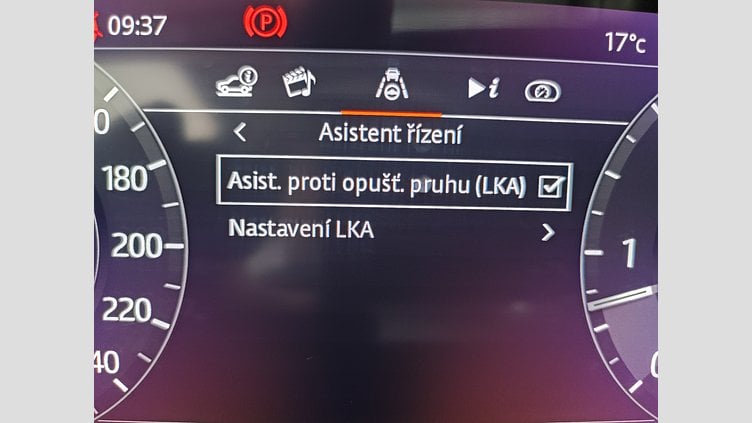 2020 JAZDENÉ VOZIDLÁ Land Rover Range Rover Sport Hakuba Silver 4x4 3.0D I6 MHEV HSE AWD A/T