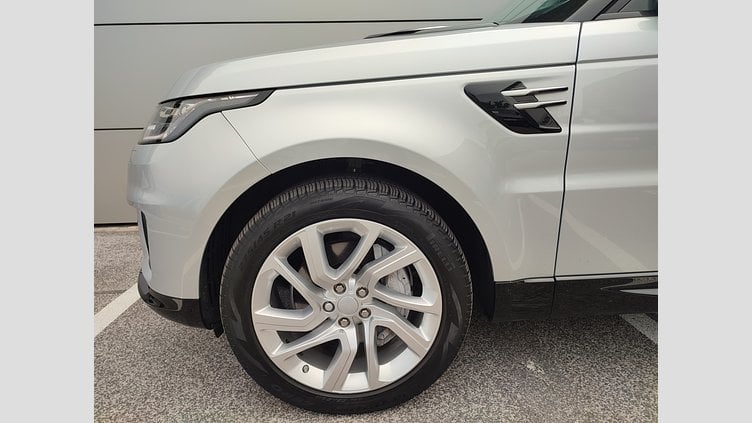 2020 JAZDENÉ VOZIDLÁ Land Rover Range Rover Sport Hakuba Silver 4x4 3.0D I6 MHEV HSE AWD A/T