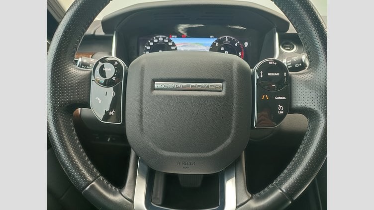 2020 JAZDENÉ VOZIDLÁ Land Rover Range Rover Sport Hakuba Silver 4x4 3.0D I6 MHEV HSE AWD A/T
