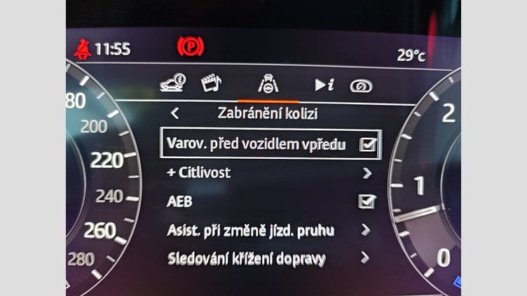 2020 JAZDENÉ VOZIDLÁ Land Rover Range Rover Velar Yulong White 4x4 3.0D I6 D300 MHEV R-Dynamic HSE AWD A/T